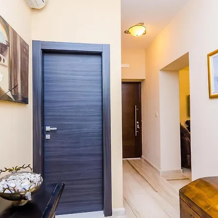 Camelia Luxury Apartman *