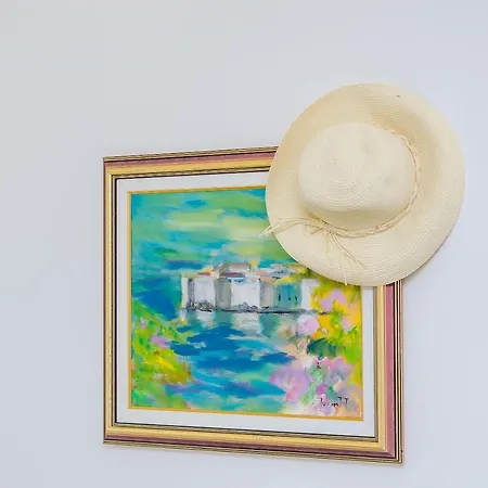 Διαμέρισμα Camelia Luxury