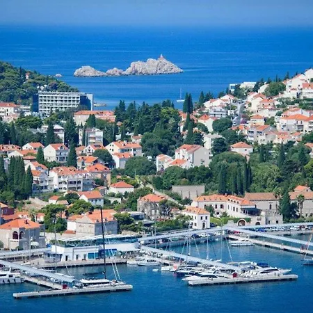 Διαμέρισμα Camelia Luxury